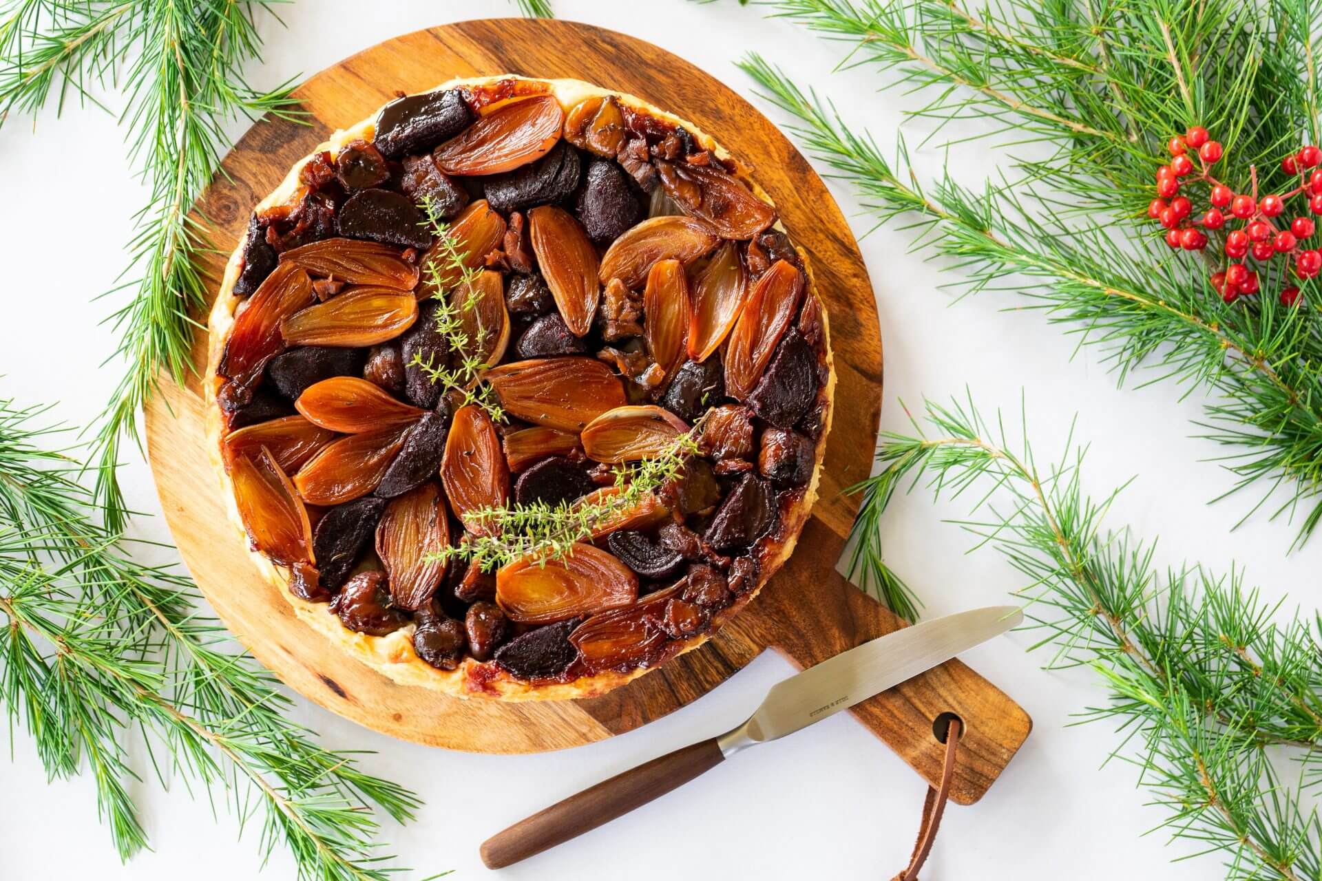 Tarte Tatin Met Sjalotjes Kastanjes En Rode Biet Horiz