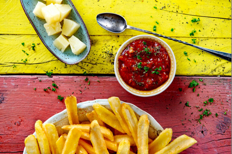 Sweet 'n sour dip Eatertainment