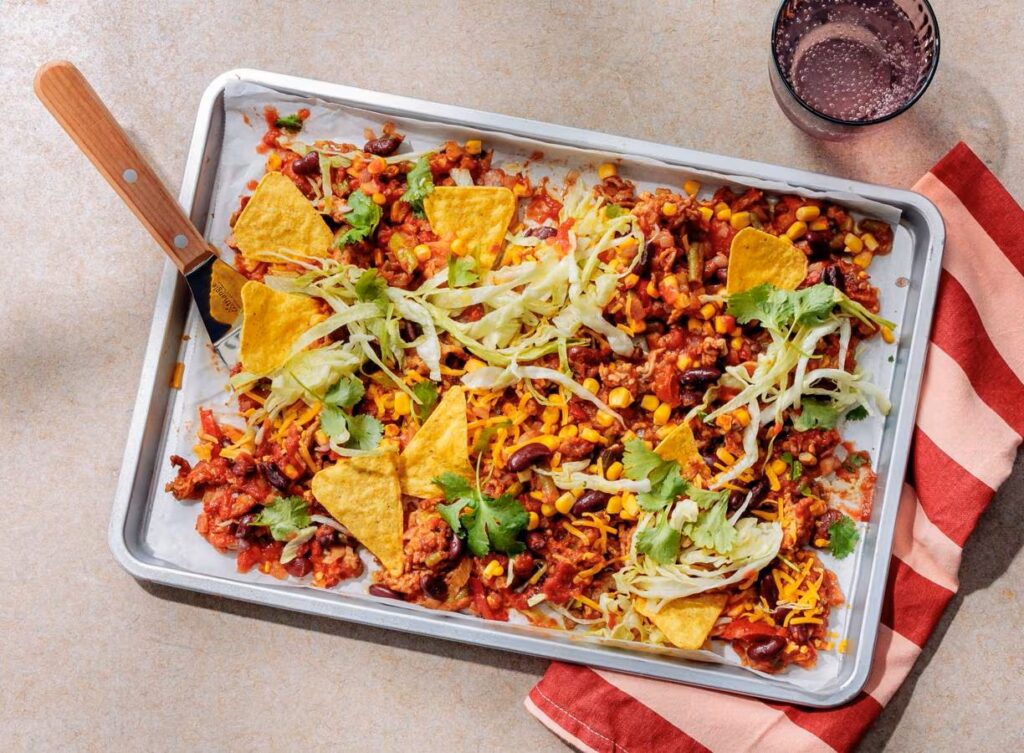 Cheesy nacho's met gehakt en ei - Eatertainment